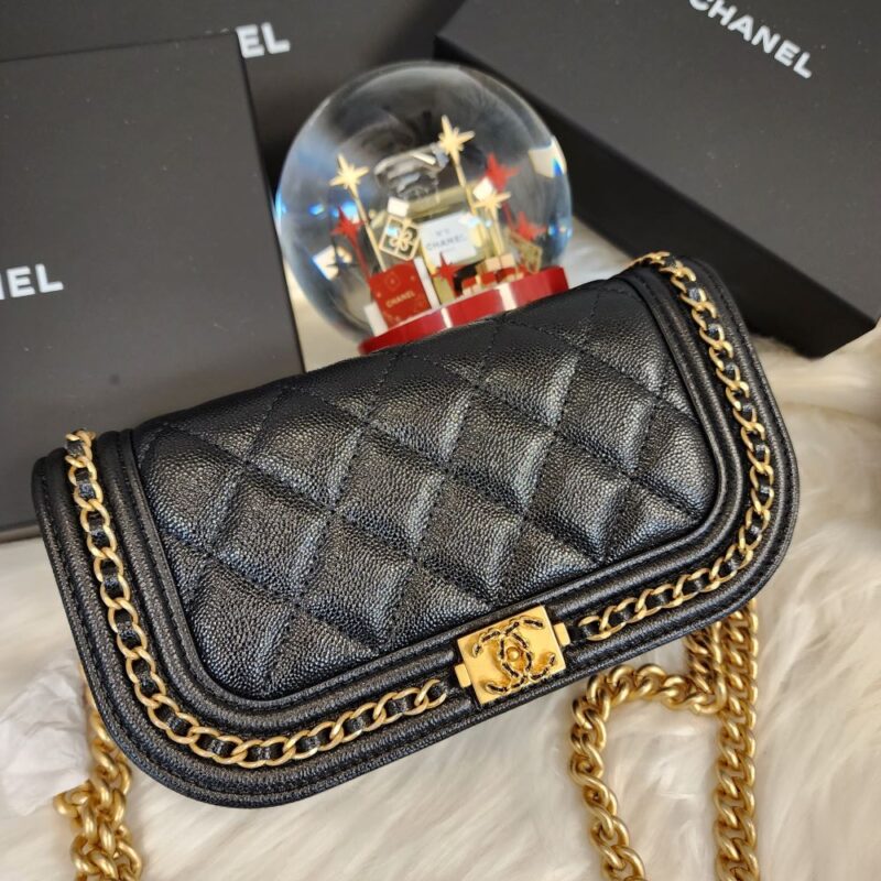 Chanel BOY 季節款 手機包