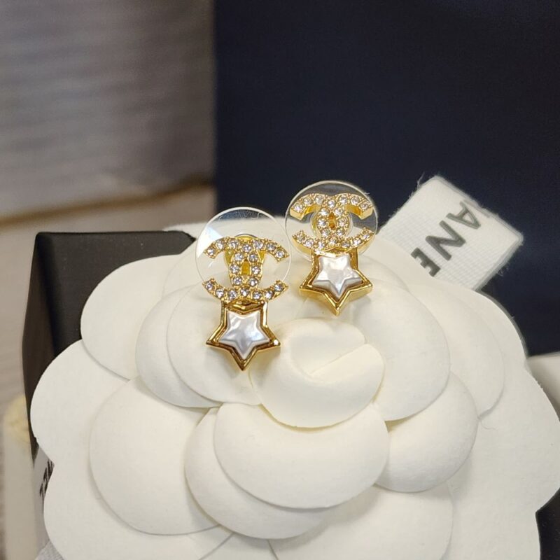 Chanel 24C 星星吊墜耳環