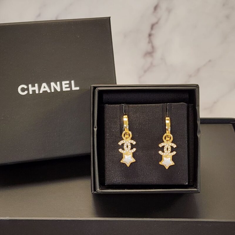 Chanel 24C 星星吊墜耳環