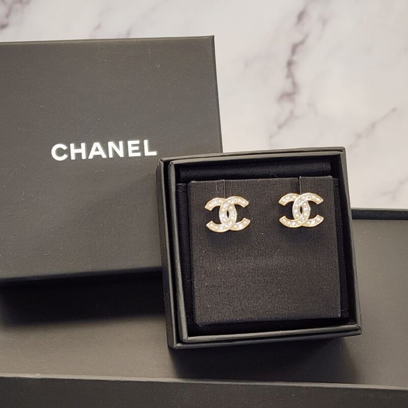 Chanel 經典雙C珍珠耳環