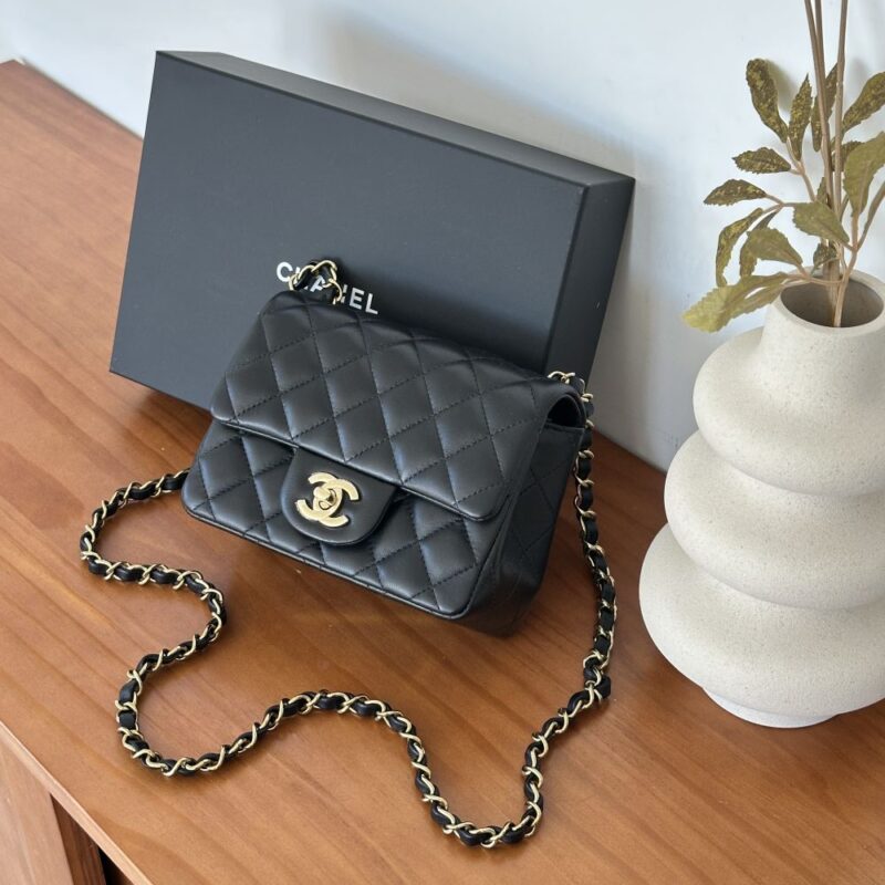 Chanel 25B 黑金方胖子