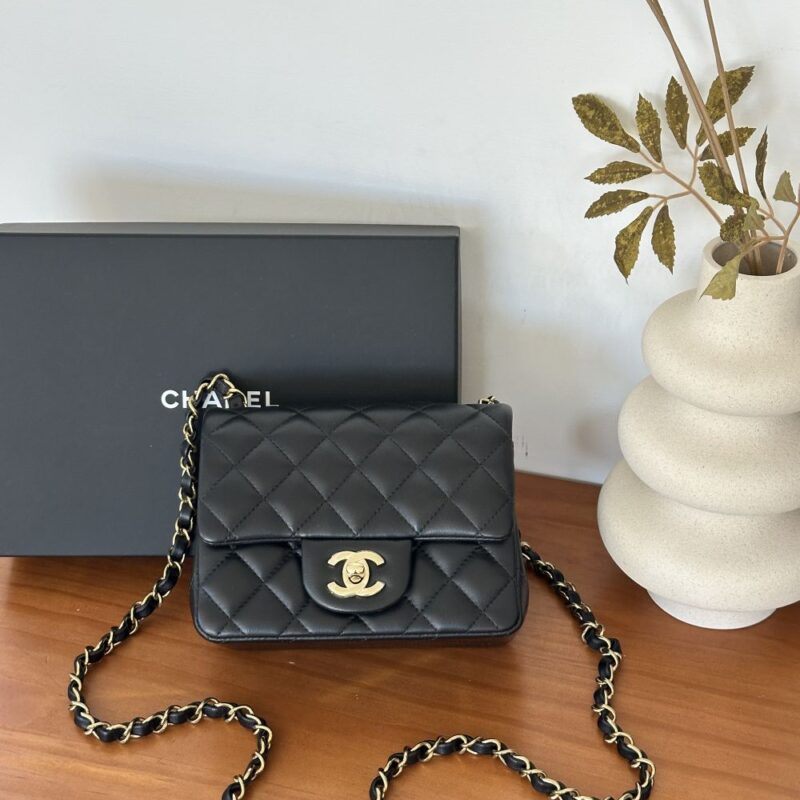 Chanel 25B 黑金方胖子
