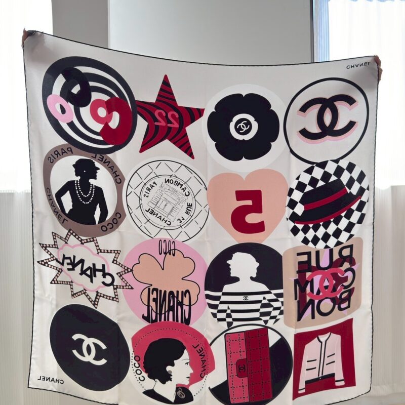 Chanel 絲巾