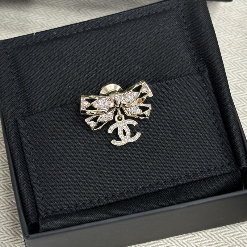 Chanel 24B 蝴蝶結胸針 3cm