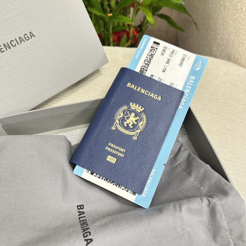 Balenciaga 長款護照套