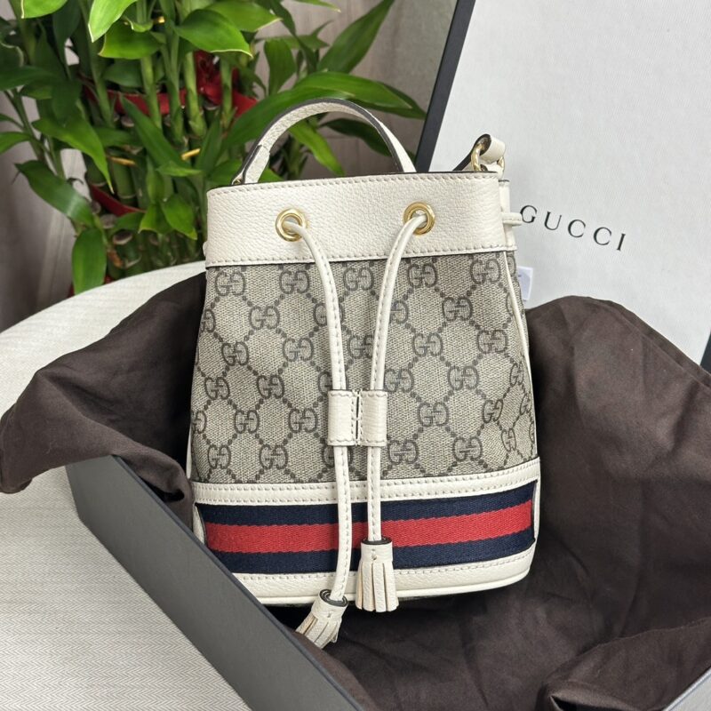 Gucci 白色抽繩小水桶