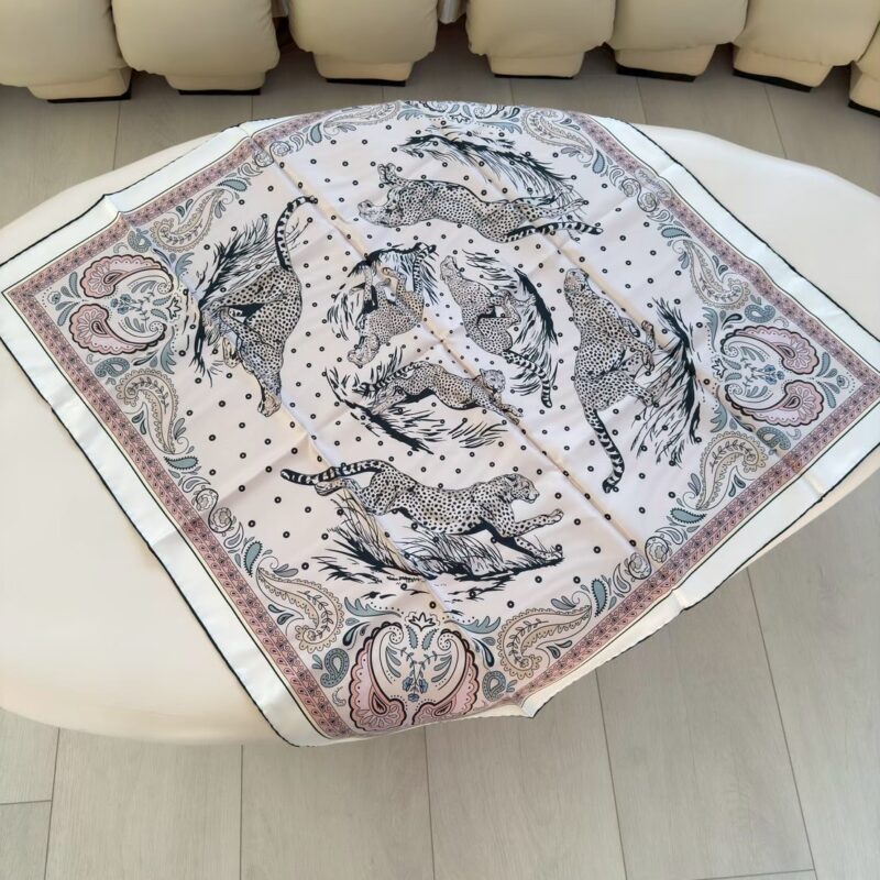 Hermes 90*90絲巾 雙面絲巾 獵豹