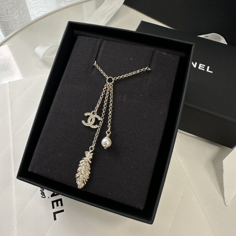Chanel 25s 羽毛系列流蘇項鍊
